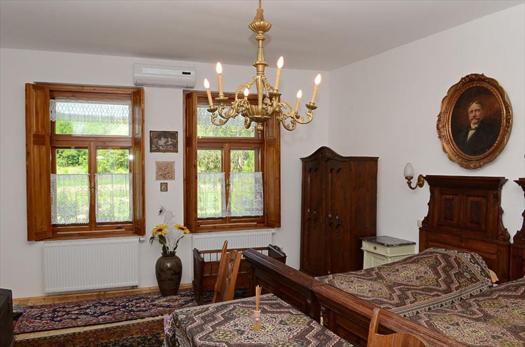 Zengoalja Vendeghaz Hotel Erzsébet Buitenkant foto